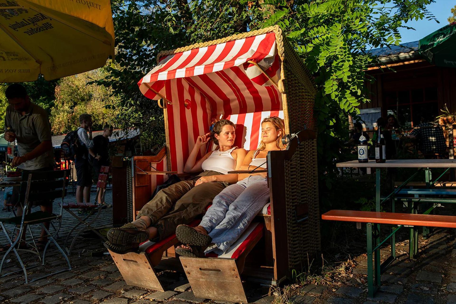 The Tent - Youth Only - Buchung Leider Nur Bis 30 Jahre Moeglich! München Eksteriør bilde
