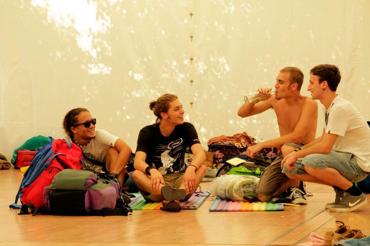 The Tent - Youth Only - Buchung Leider Nur Bis 30 Jahre Moeglich! München Eksteriør bilde