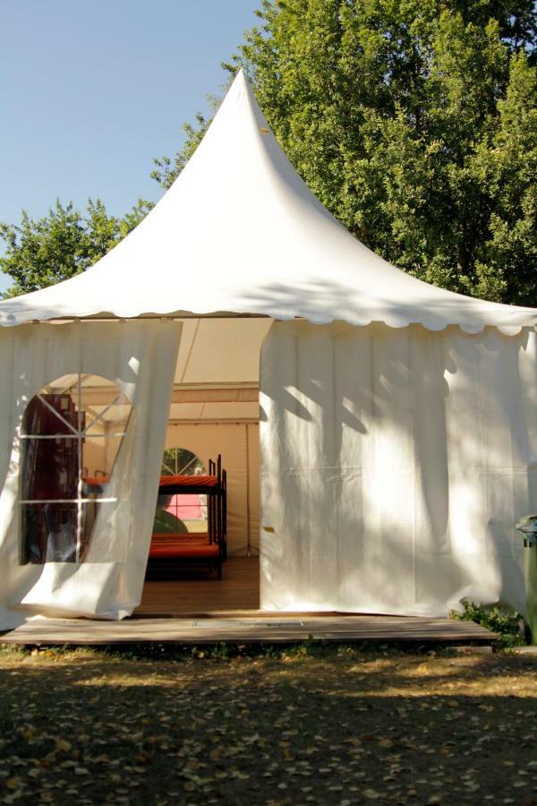 The Tent - Youth Only - Buchung Leider Nur Bis 30 Jahre Moeglich! München Eksteriør bilde